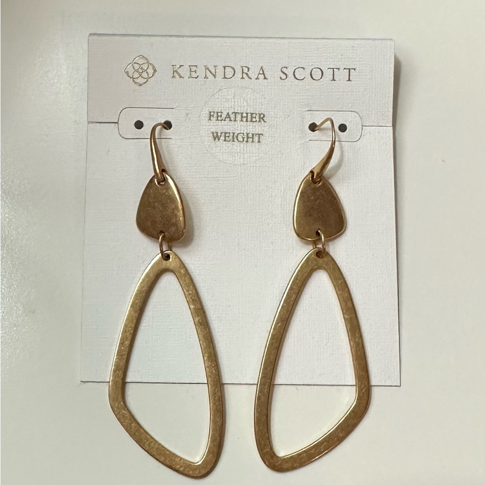 Kendra Scott earrings